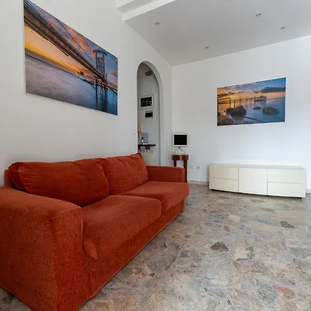 Appartamento Casa Incantevole Fronte Mare - Via Buozzi Pescara
